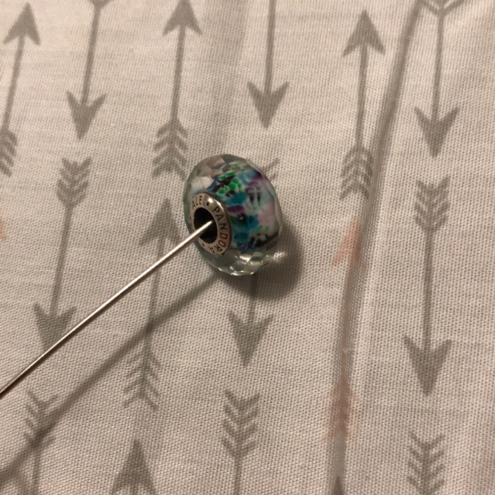PANDORA murano glass charm